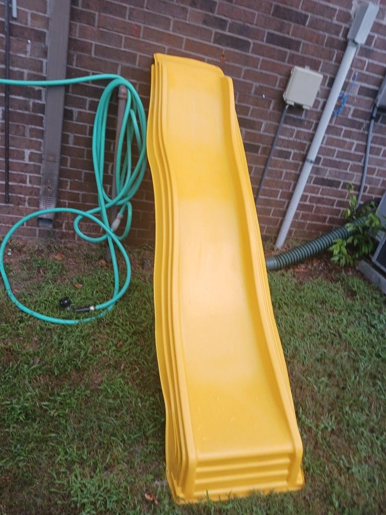 90" Plastic Slide