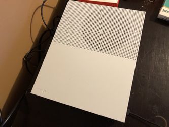 Xbox one s 1tb like new has replacement box