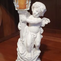 Beautiful Vintage cherub candle holder