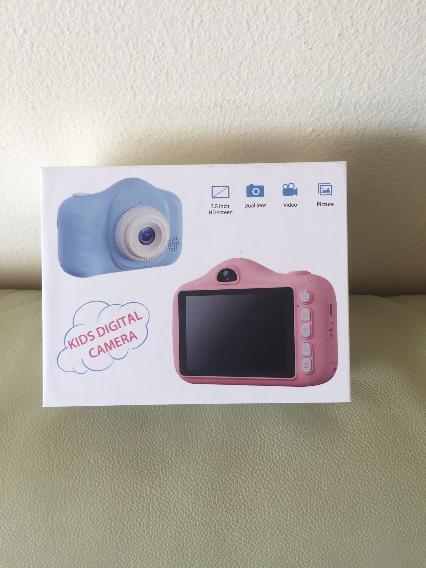 Kids digital camera, color is pink,