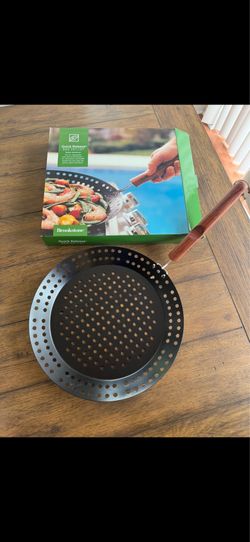 Brookstone quick release bbq pan/skillet