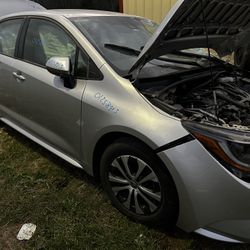 22 Toyota Corolla Hybrid Parts Only