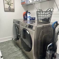 Samsung Electric Washer & Dryer Set (Front Load)