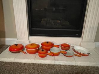 Le Creuset Flame Cast Iron Cookware Set
