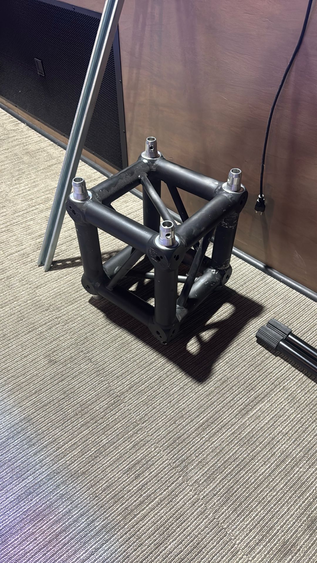 F34 6 Way Truss Block