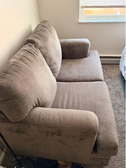 Loveseat gray