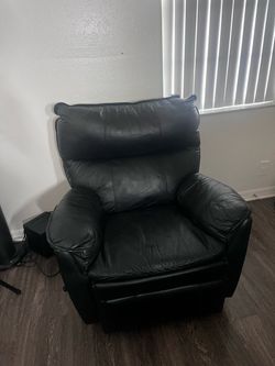 Black Leather Recliner Chair