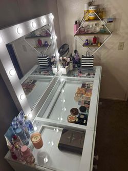 57” Ava White Vanity