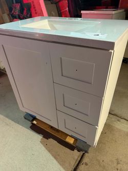 New 30 in White Bathroom Vanity with Sink Top