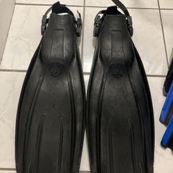 Mares Scuba Fins 