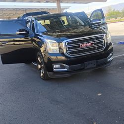 2019 GMC Yukon