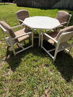 Complete Matching Outdoor Patio Furniture Set – Selling All Together