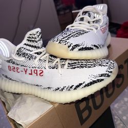 Yeezy zebra 350