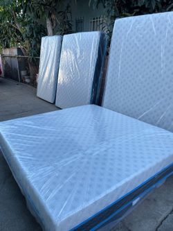 Cal King Size Mattress Memory Foam only