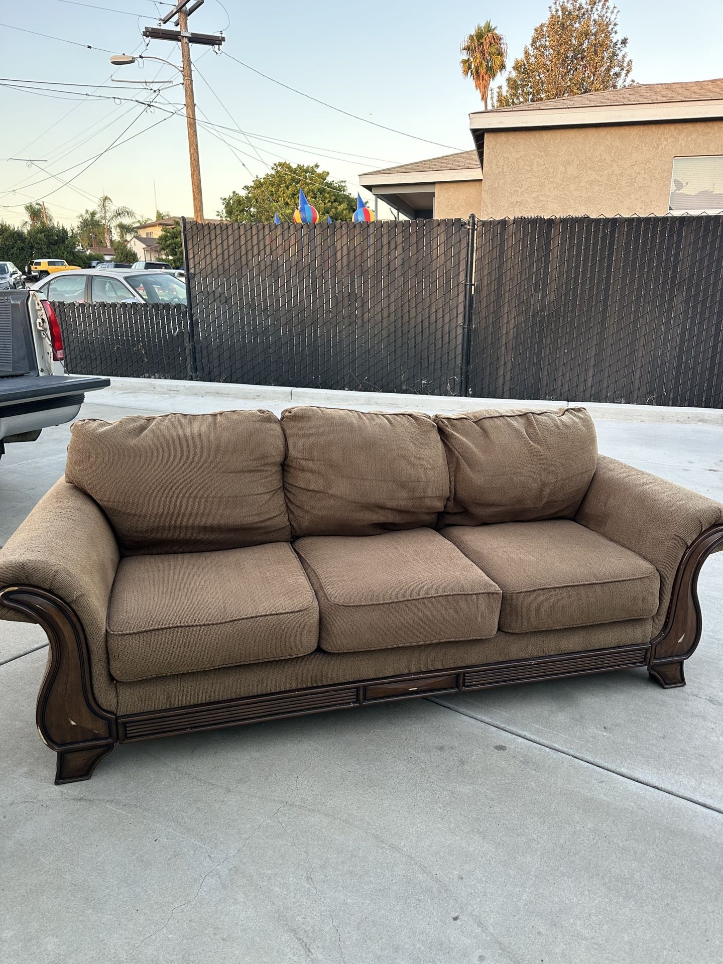 Couch And Matching Chair Free Delivery