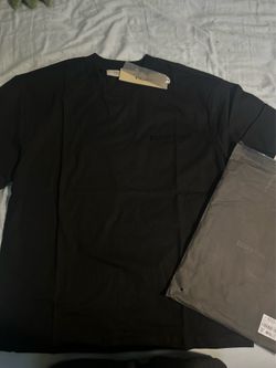 Essentials all black T-Shirt