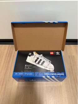 LEGO Adidas Superstar Shoe 10282