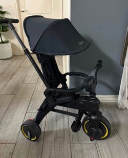Doona Liki Trike Midnight Edition
