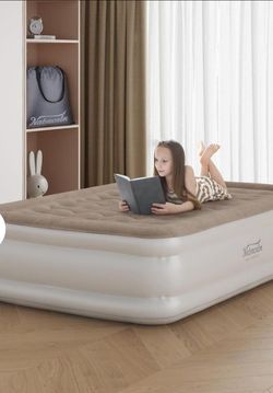 Air mattress full with built in pump