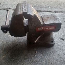 Wilton 4" Bench Vise Vice