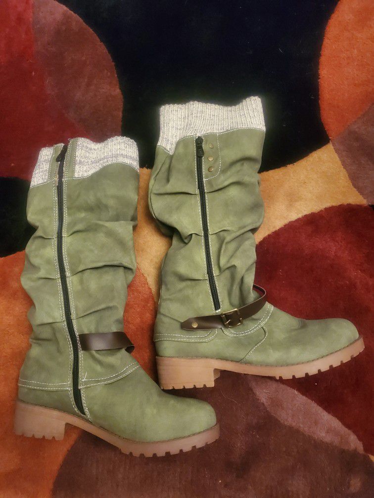 New Fashion Boots Olive Green Sz 9