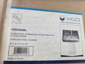 Vigo 36" double basin farmhouse sink