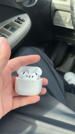 Apple air pods 4th gen