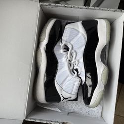Jordan 11 Concord 