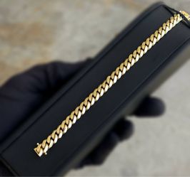 Jewelry 14k solid yellow Gold Miami Cuban link bracelet 7.25” 41.30grams 8.40mm