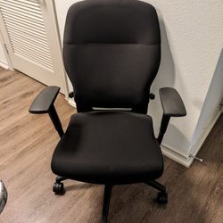 Ergo Office Chair In Good Condition 