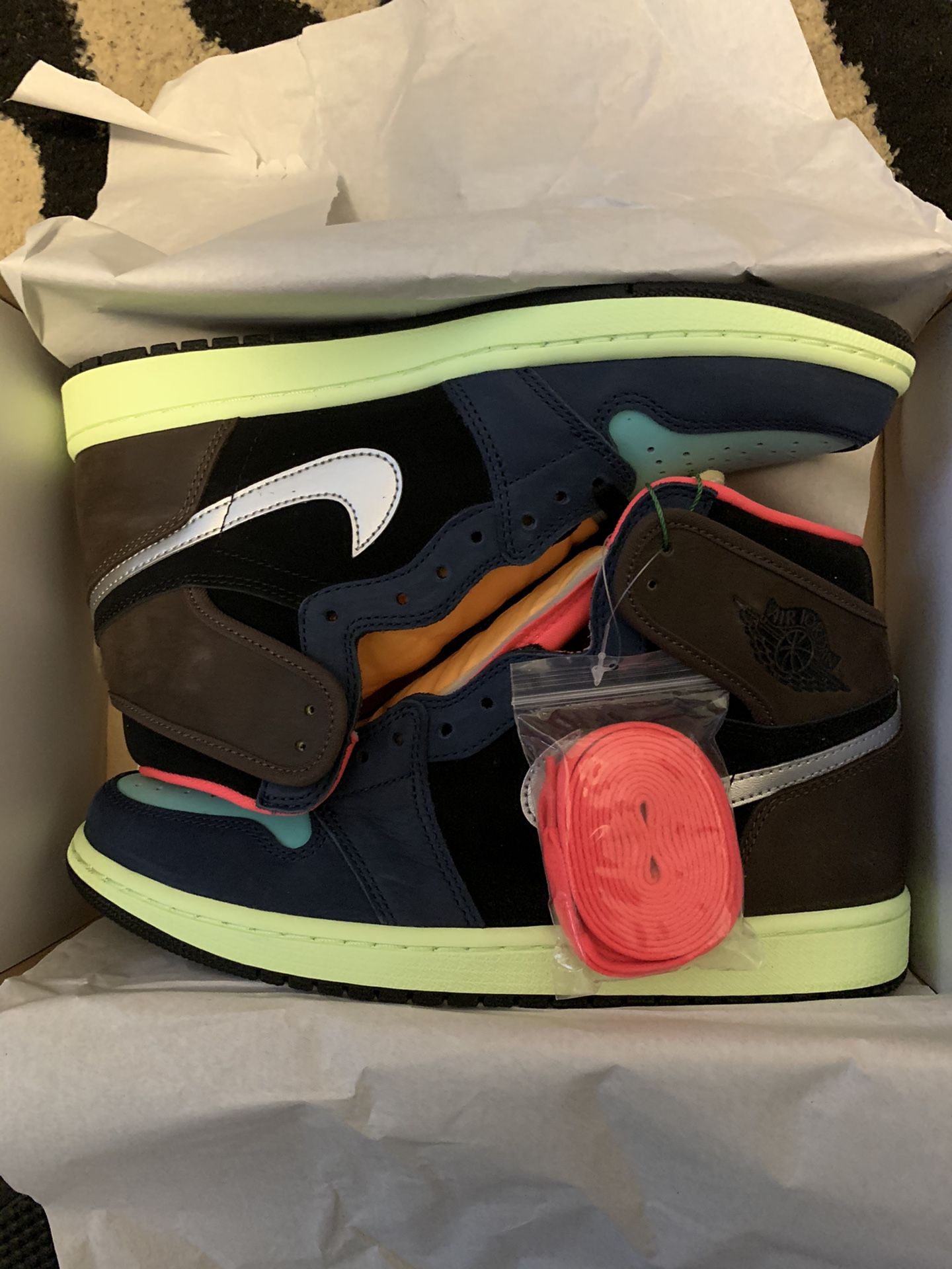 Jordan 1 high Bio hacks size 9