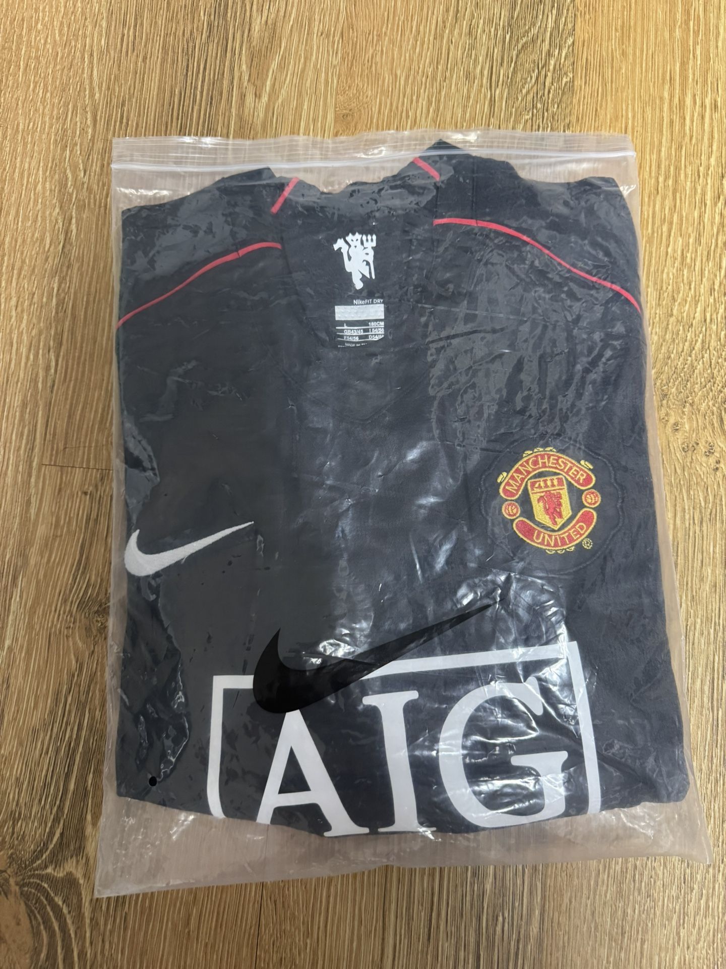 Brand new Size Large Manchester United 2007/2008 Jersey