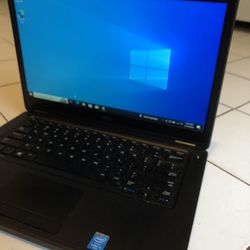 Dell laptop 15” Intel i5 8GB RAM /500GB HD /HDMI  all works great charger included $145 firm price 