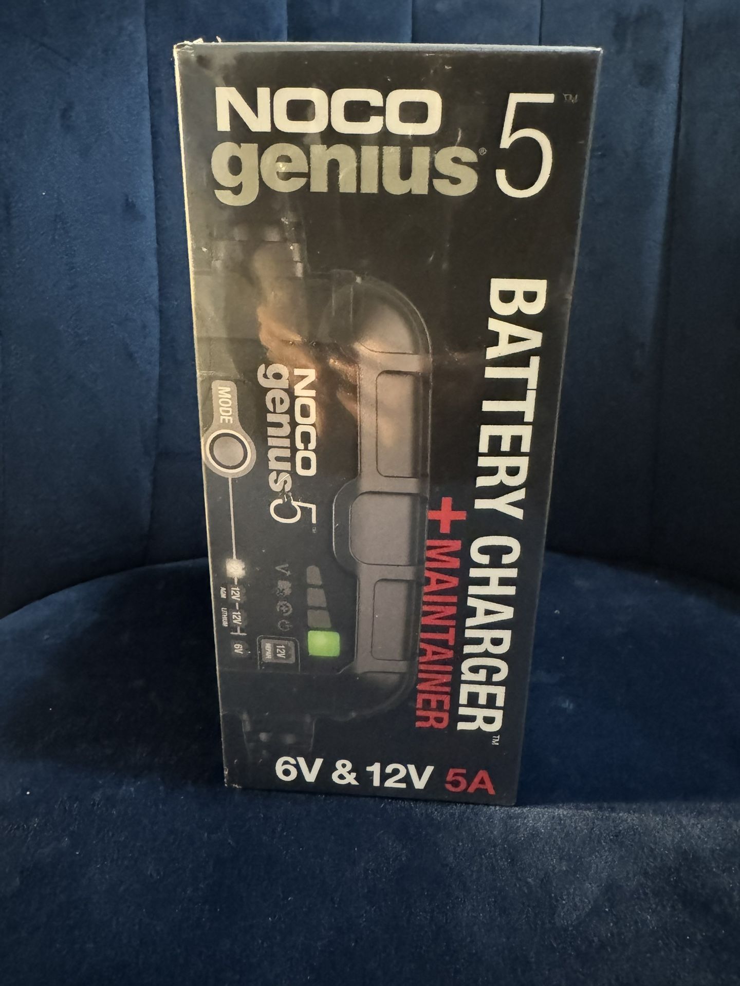 BNEW NOCO GENIUS5: 5A 6V/12V Smart Battery Charger