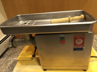 BUTCHER BOY TABLE TOP MEAT GRINDER