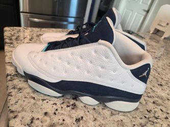 Air Jordan 13 Retro Low hornets Sneakers