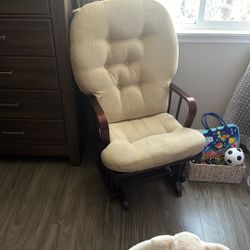 Rocking chair 