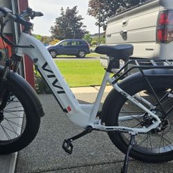 Two Vivi Ace07 Ebikes 