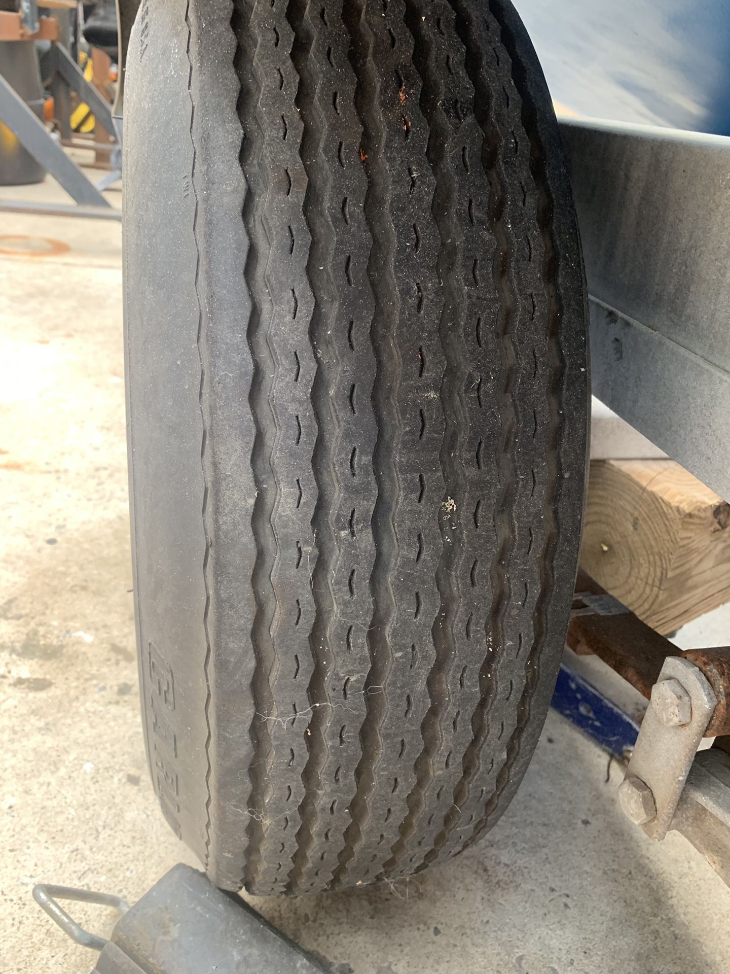 Trailer tires and rims lt 205/75/14 All 4