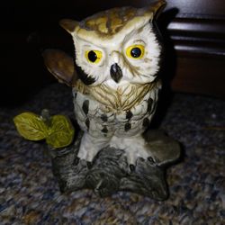 Ceramic Collectible Figurine 4.75" ~ Fledgling