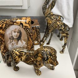 Decorating A Very Special Restroom Or Dinner 