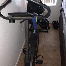 sitting exercise bike