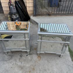2 Drawer Mirrored Nightstand Set  