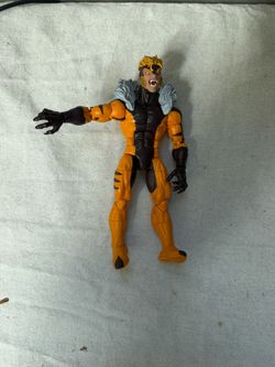 Sabretooth Marvel Legends Action Figure