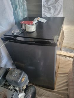 Mini Fridge