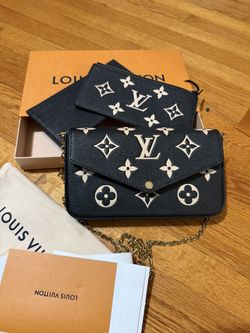 Authentic Louis Vuitton Felicia Pocchette