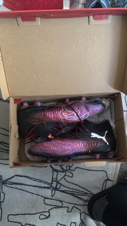 Puma Future 8 Ultimate soccer cleats S9