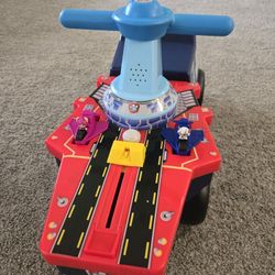 Paw Patrol Aircraft Carrier Ride on with Two Launchable Jet Vehicles
