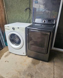 Whirlpool washer and Samsung dryer gas
