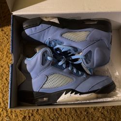 Jordan 5s Size 9